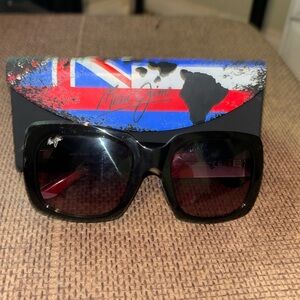 Maui Jim sunglasses brand new